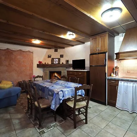 Casa Sastre Fuendecampo